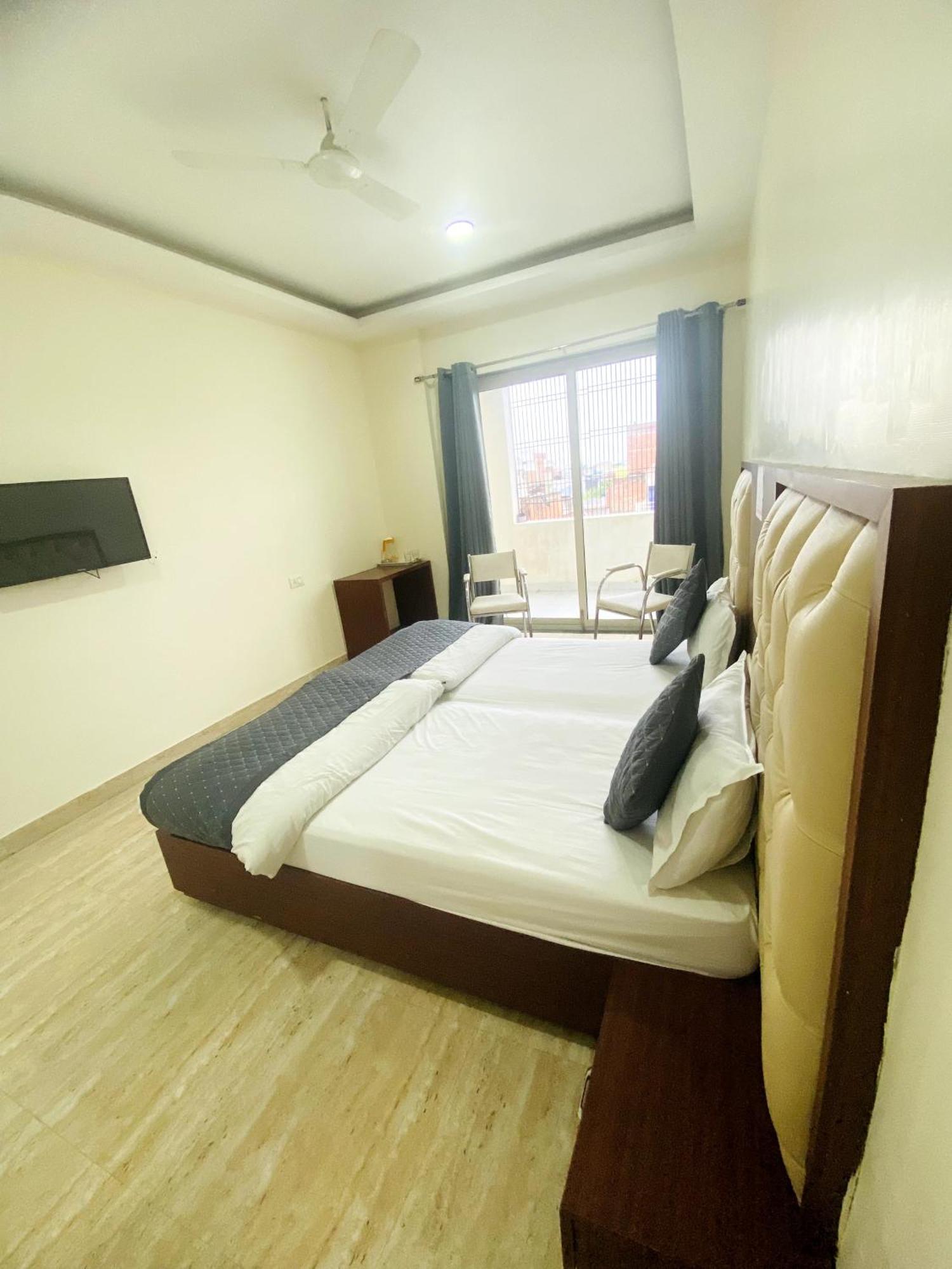 Mastana P Guest House - Varanasi — Photos 2